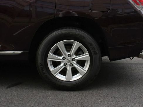 Used 2013 Toyota Highlander 4WD Hybrid image 8