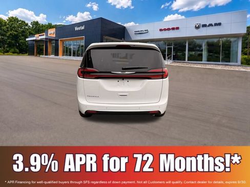 New 2026 Chrysler Pacifica Select FWD image 6
