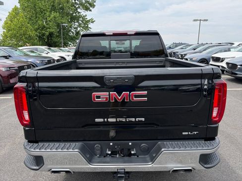 Used 2022 GMC Sierra 1500 SLT w/ SLT Premium Package AWD/4WD image 14