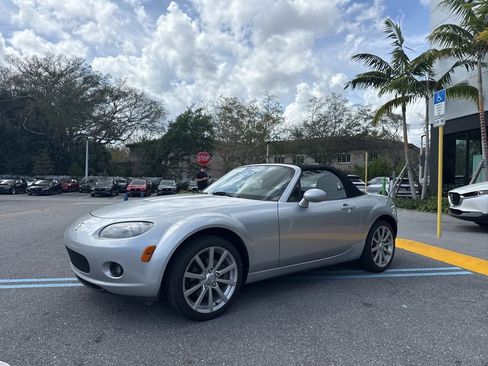 Used 2007 MAZDA MX-5 Miata Touring image 9