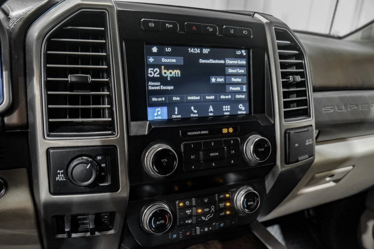 Used 2019 Ford F350 Limited w/ FX4 Off-Road Package AWD/4WD image 26