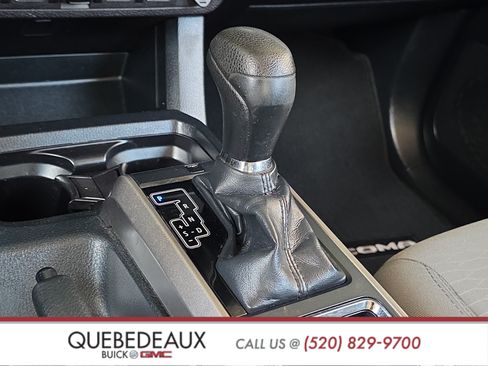 Used 2018 Toyota Tacoma SR5 RWD image 22