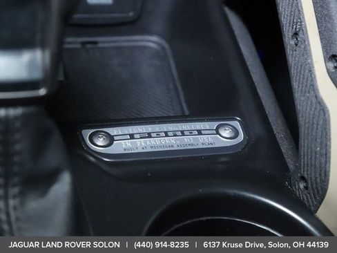 Used 2025 Ford Bronco Badlands AWD/4WD image 30