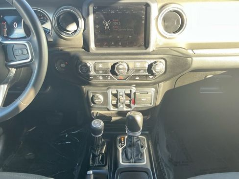 Used 2023 Jeep Wrangler Sahara image 11