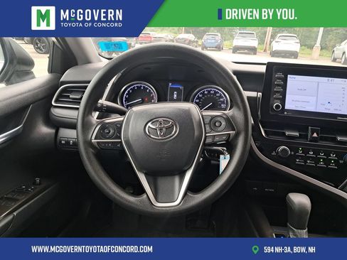 Used 2021 Toyota Camry LE FWD image 23