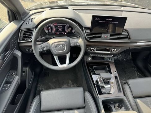 Used 2024 Audi Q5 2.0T Prestige AWD/4WD image 12