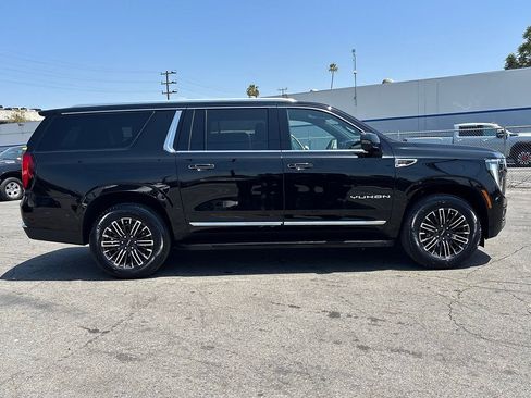 Used 2025 GMC Yukon XL Elevation AWD/4WD image 2