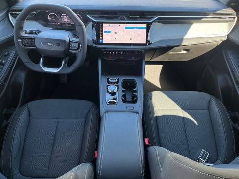 New 2026 Jeep Cherokee Laredo AWD/4WD image 16