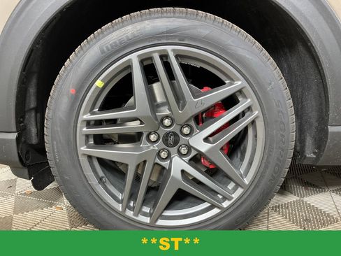 New 2026 Ford Explorer ST image 12