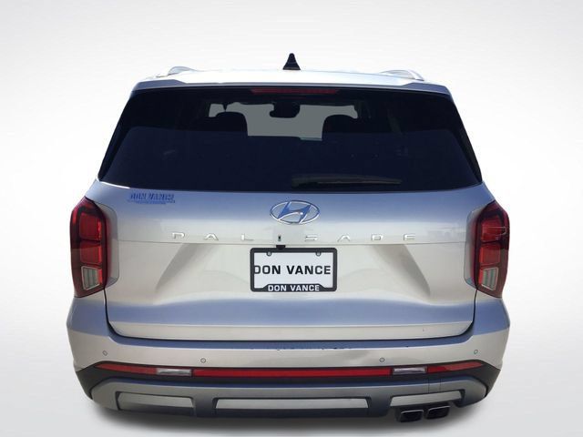 Used 2024 Hyundai Palisade SEL FWD image 4