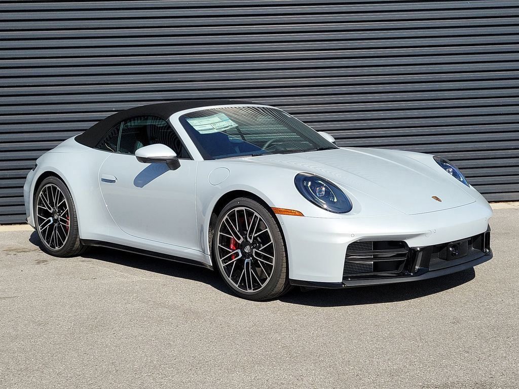Used 2026 Porsche 911 Carrera S RWD image 9