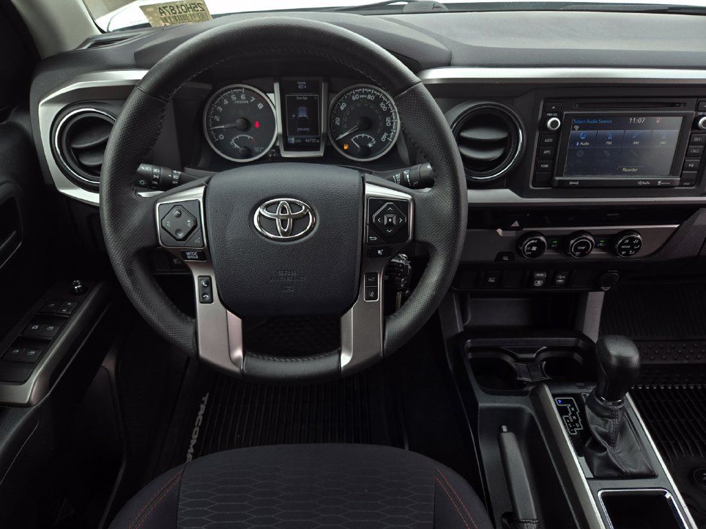 Used 2018 Toyota Tacoma SR5 RWD image 14