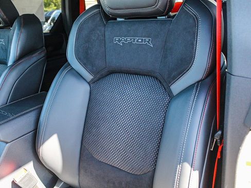 New 2025 Ford Bronco Raptor image 28