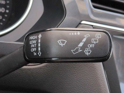 Used 2021 Volkswagen Tiguan S FWD image 26
