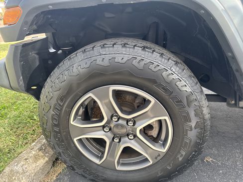 Certified 2021 Jeep Wrangler Sport S image 27