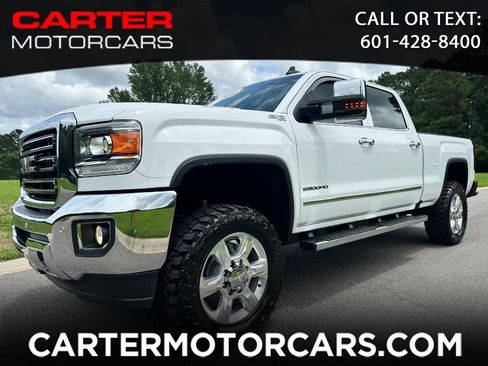Used 2018 GMC Sierra 2500 SLT w/ Duramax Plus Package AWD/4WD image 1