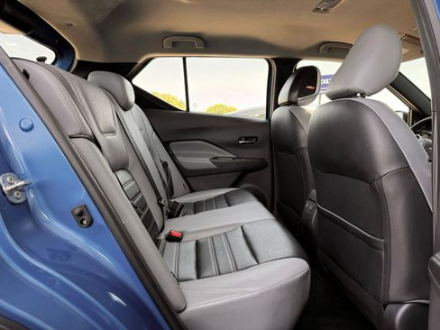Used 2021 Nissan Kicks SR w/ SR Premium Package FWD image 23