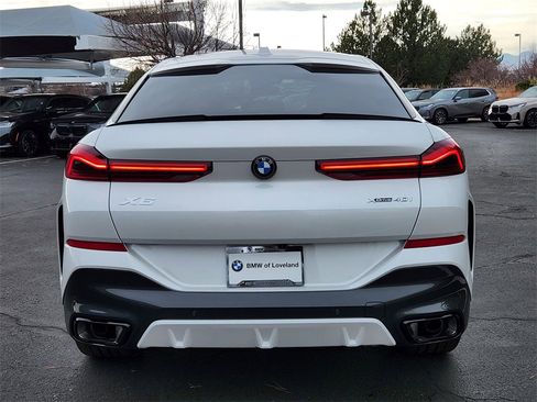 New 2026 BMW X6 xDrive40i image 4