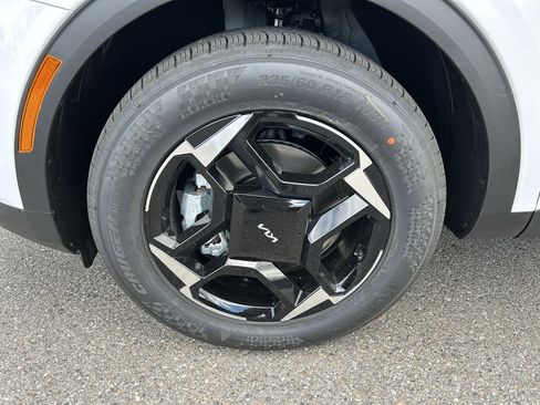 New 2026 Kia Sportage EX AWD/4WD image 8