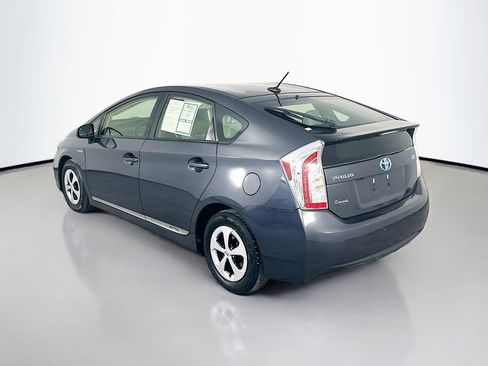 Used 2014 Toyota Prius Four image 5