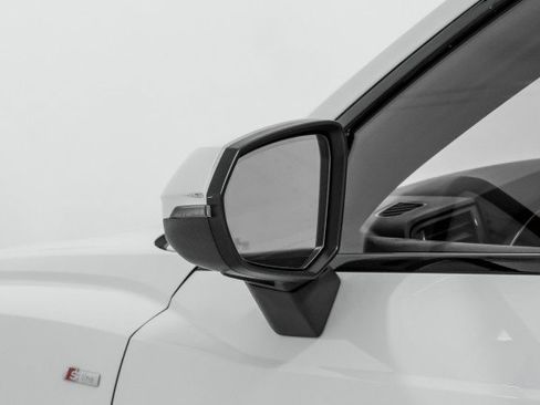 Used 2021 Audi Q3 2.0T Premium w/ Convenience Package image 40