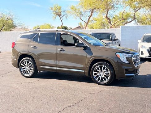 Used 2023 GMC Terrain Denali AWD/4WD image 8
