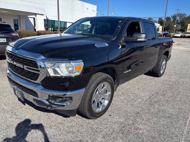 Used 2022 RAM 1500 Big Horn AWD/4WD image 3