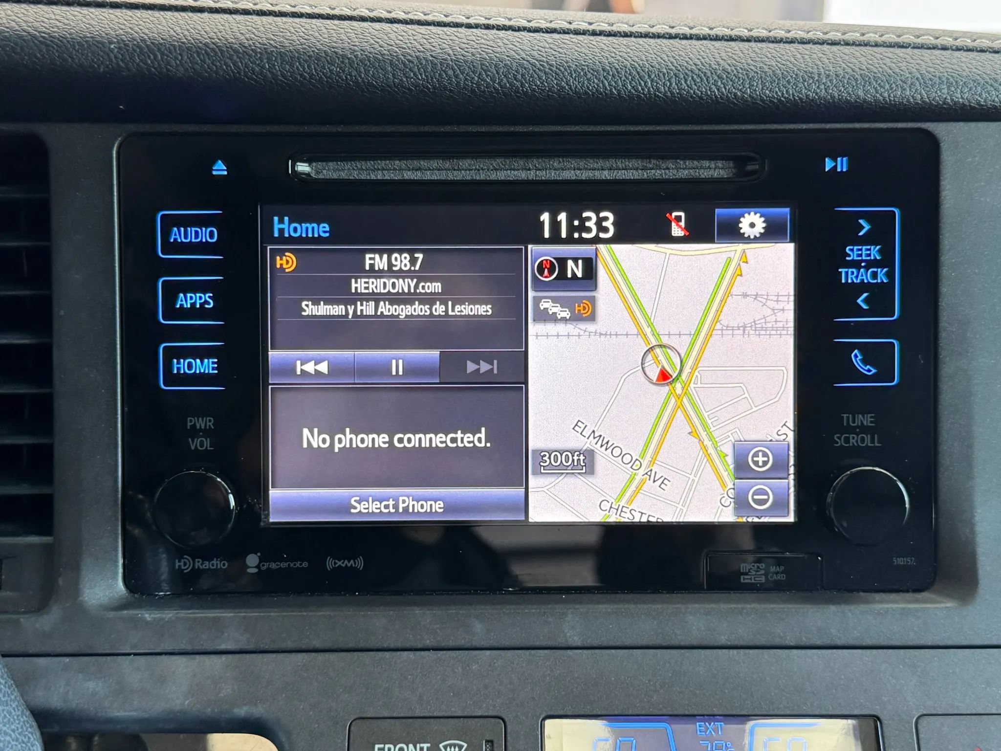 Used 2017 Toyota Sienna SE Premium FWD image 15