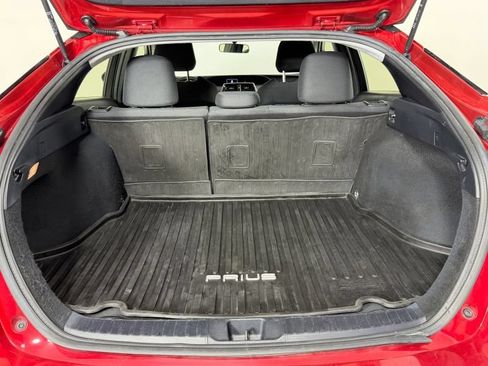 Used 2016 Toyota Prius Two FWD image 16