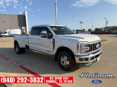 Used 2025 Ford F350 Lariat w/ Lariat Ultimate Package AWD/4WD image 1