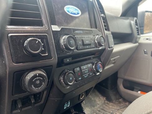 Used 2017 Ford F150 XLT w/ Equipment Group 302A Luxury image 8