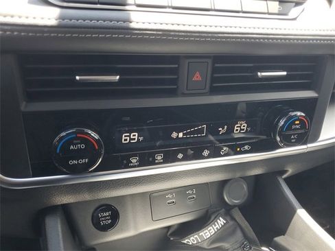 New 2026 Nissan Rogue SV image 18