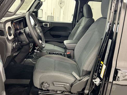 New 2026 Jeep Wrangler Unlimited Sport AWD/4WD image 18