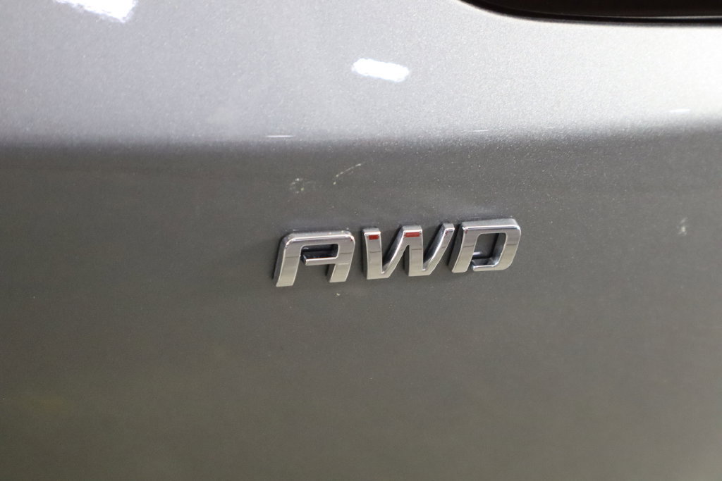 Used 2024 Chevrolet Blazer EV LT AWD/4WD image 46