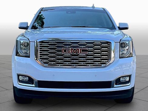 Used 2018 GMC Yukon Denali RWD image 4