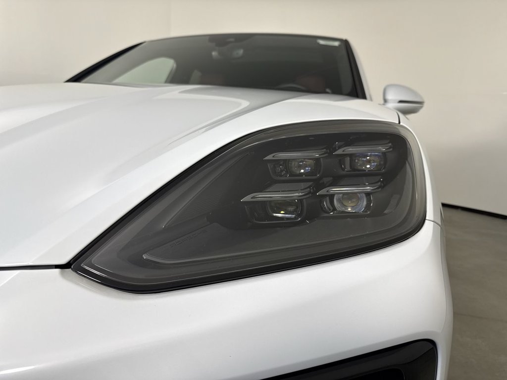Certified 2026 Porsche Cayenne S AWD/4WD image 11