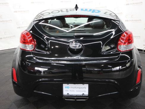 Used 2015 Hyundai Veloster w/ Option Group 02 FWD image 5