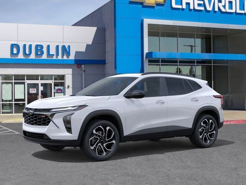 New 2026 Chevrolet Trax RS w/ Sunroof Package image 3