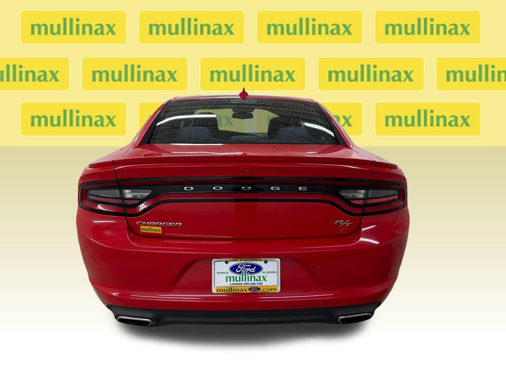 Used 2018 Dodge Charger R/T RWD image 7
