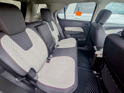 Used 2010 Chevrolet Equinox LS image 8