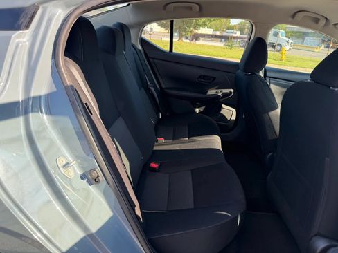 Used 2024 Nissan Sentra SV FWD image 12