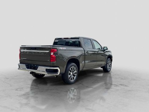 Used 2023 Chevrolet Silverado 1500 LT AWD/4WD image 6