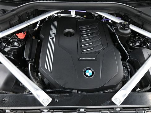 Used 2023 BMW X5 xDrive40i w/ Luxury Seating Package image 23