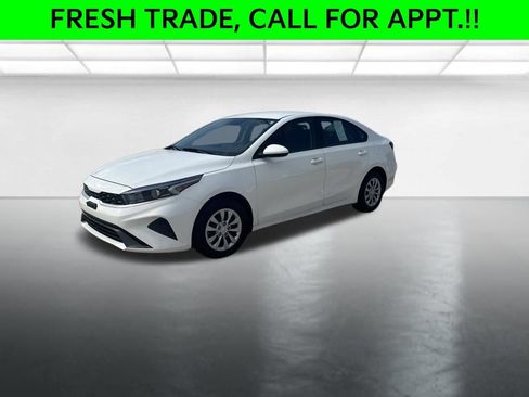 Certified 2024 Kia Forte LX FWD image 1