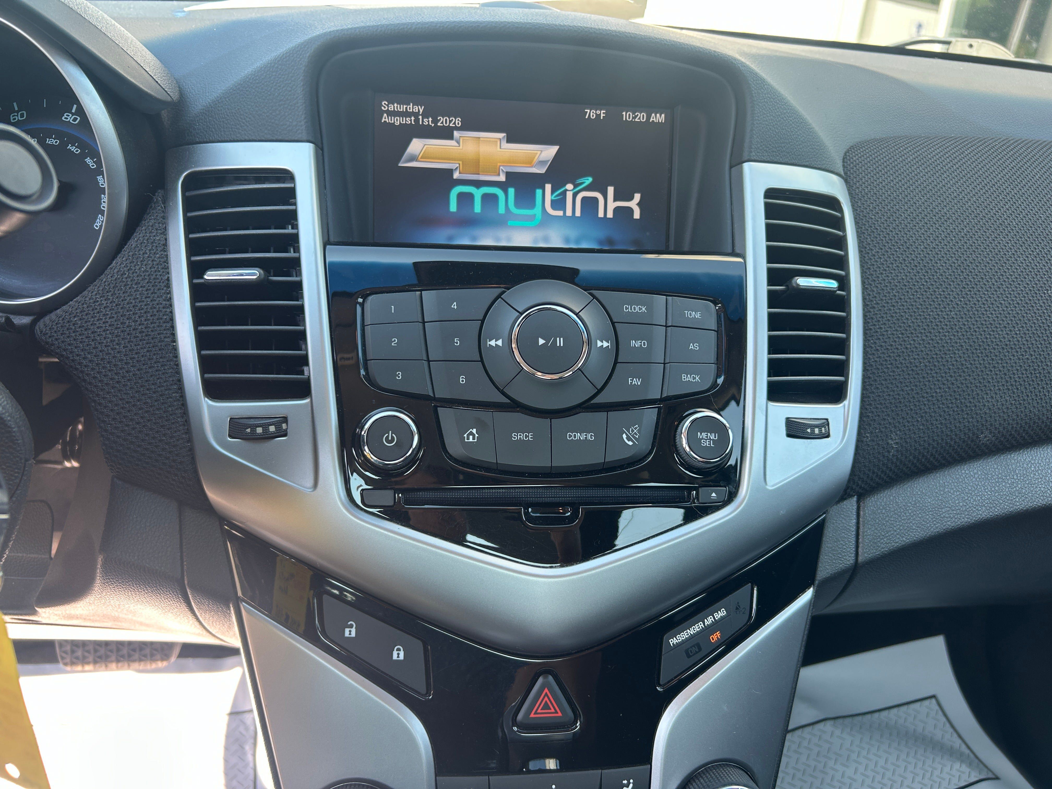 Used 2014 Chevrolet Cruze LT FWD image 19