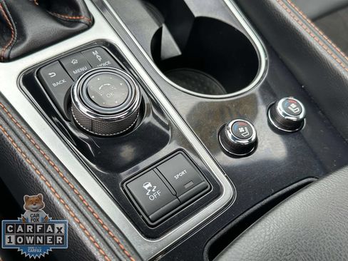 Used 2023 Nissan Maxima SR w/ Sport Mat Group FWD image 31