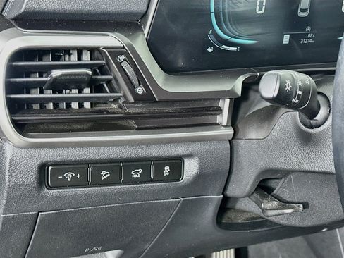 Used 2025 Kia Telluride S FWD image 17
