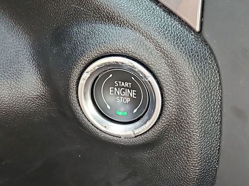 Used 2023 Chevrolet Silverado 1500 Custom AWD/4WD image 22