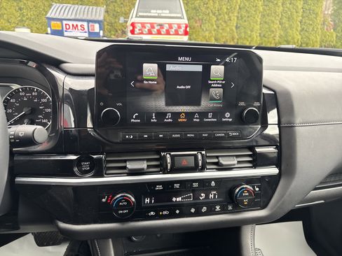 Used 2025 Nissan Pathfinder SL w/ SL Premium Package image 26