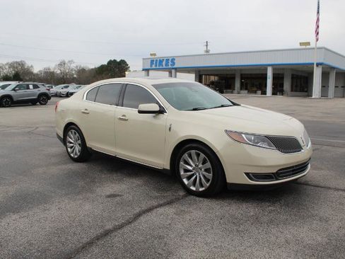 Used 2014 Lincoln MKS w/ Equipment Group 101A image 4